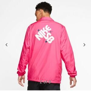 Nike SB Men's Shield Hot Pink Nylon Windbreaker Skate Jacket Size Medium